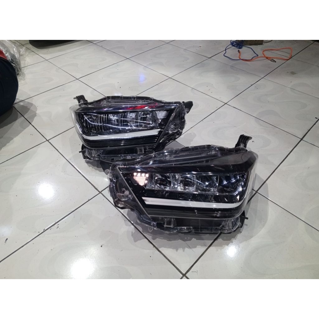 headlamp Daihatsu Ayla 2023/2024/2025 LED original. lampu depan Ayla 2023/2024/2025 original satuan