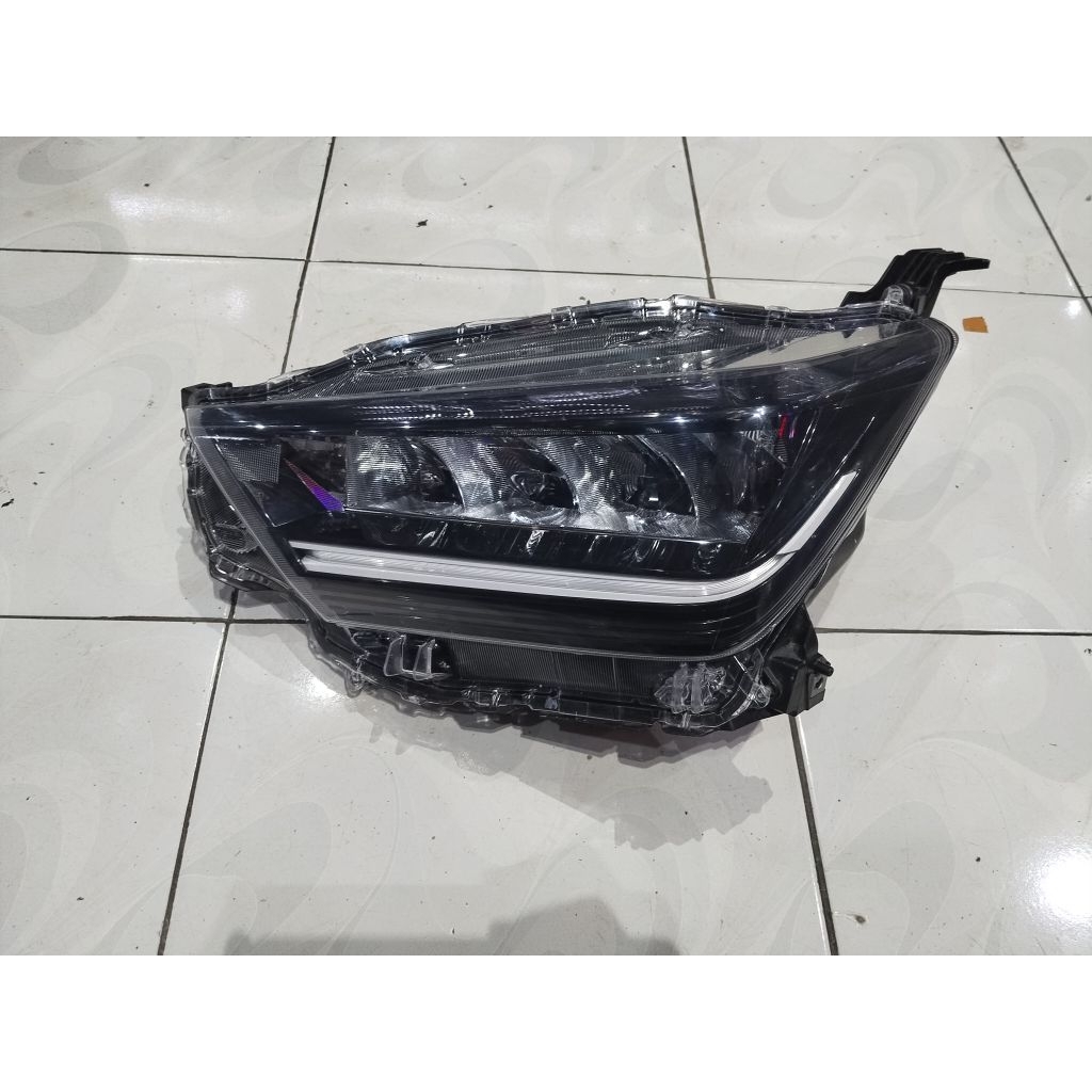 headlamp Ayla 2023/2024/2025 LED original. lampu depan Ayla LED 2023-2024 original