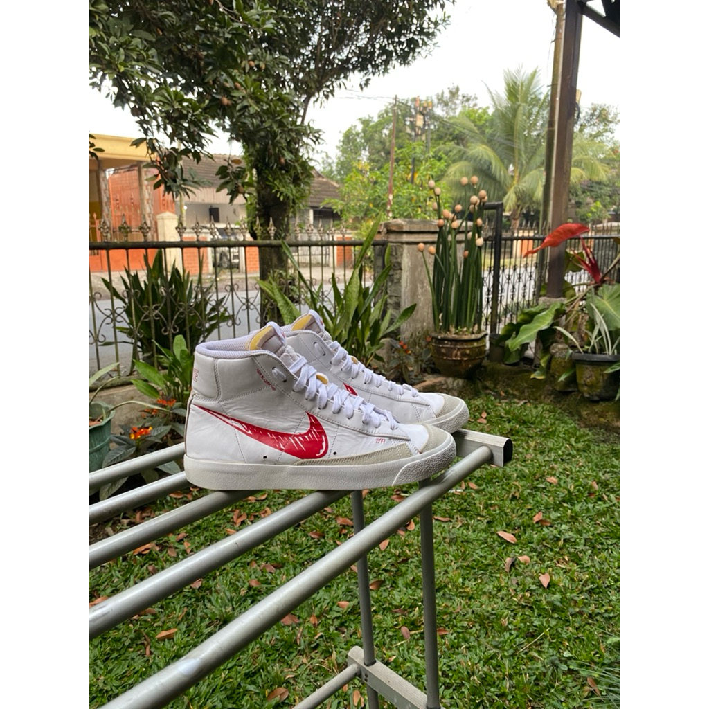 NikeBlazer Mid ‘77 Vintage Leather Sketch