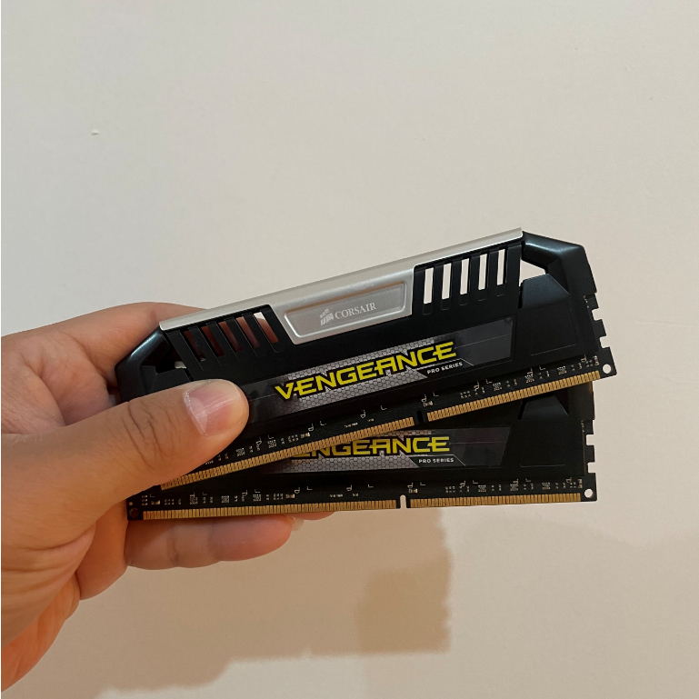 RAM DDR3 CORSAIR VENGEANCE Pro Series 8GB Dual Kit PC-12800