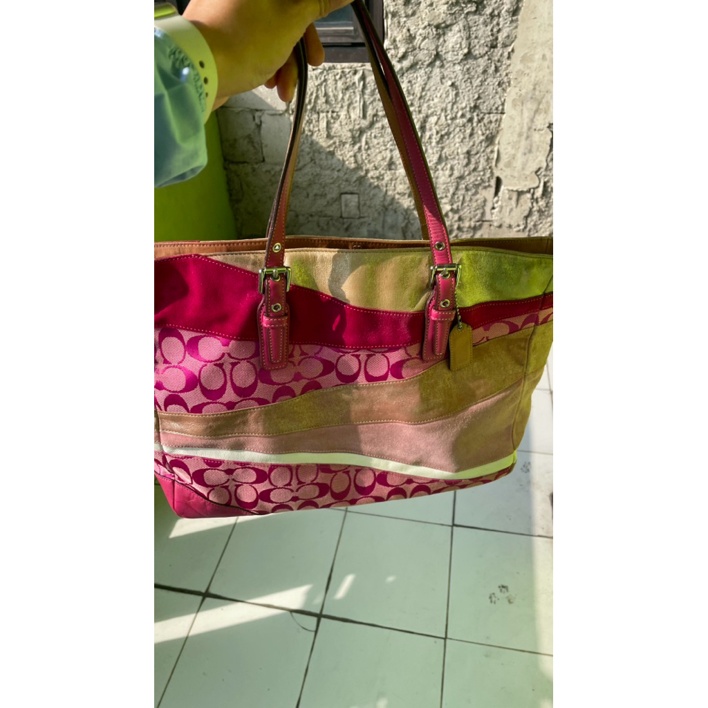 Coach tote pink vintage/ rare item/ coc pink suede/ totebag