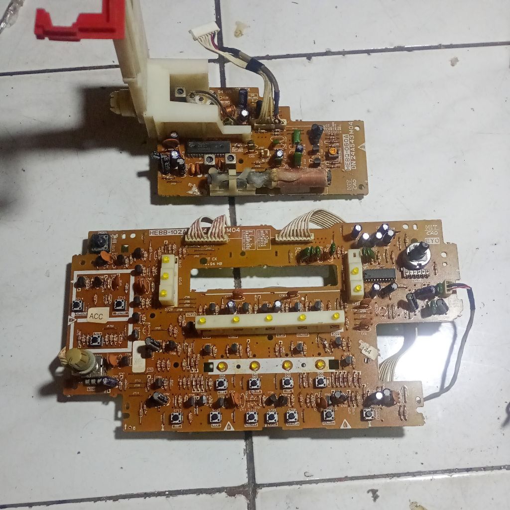 panel control dan radio am FM ex Polytron di jual  tuner am FM nya saja seperti di poto baca deskrip