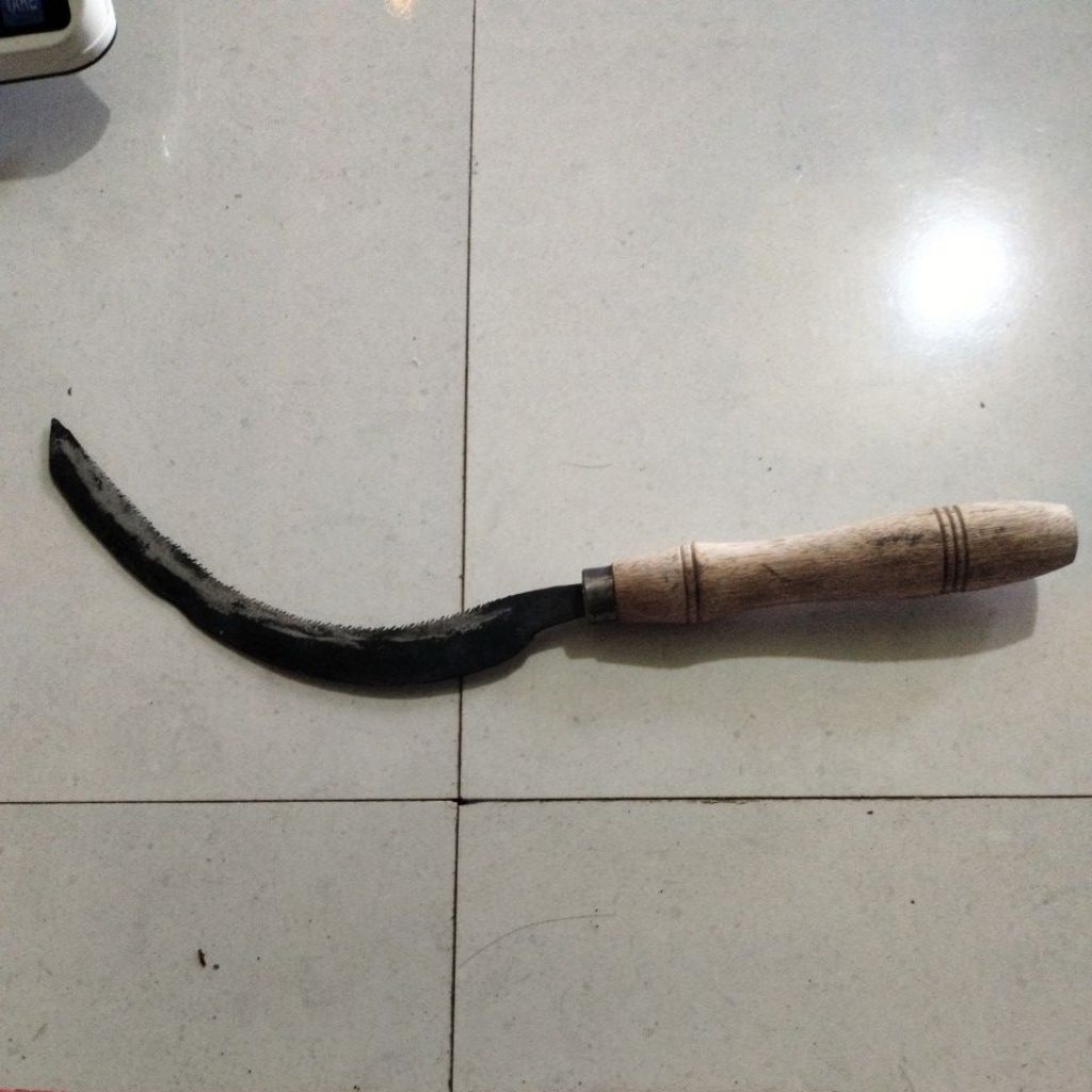 Arit Padi Gergaji - Baja Per, Tajam Tanpa Diasah, Ringan