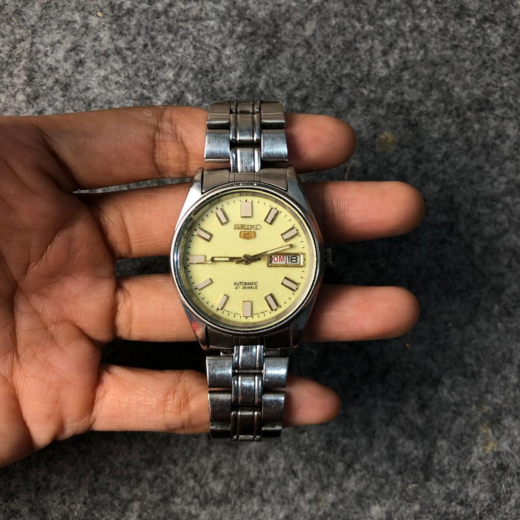 Jam tangan seiko automatic second