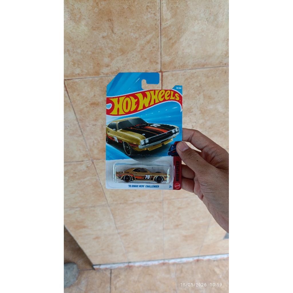 Hotwheels 70 Dodge Hemi Challenger