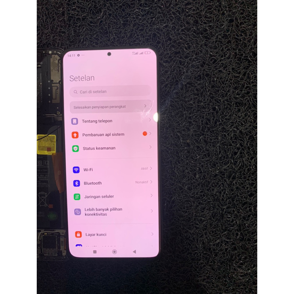 Lcd ori copotan F3  bisa di pakai poco f4/F3