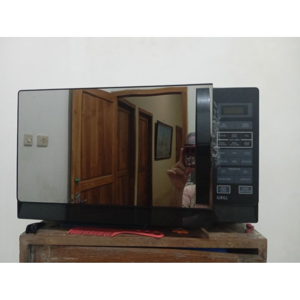 [preloved] Microwave SHARP R728(K)-IN | Microwave + Grill