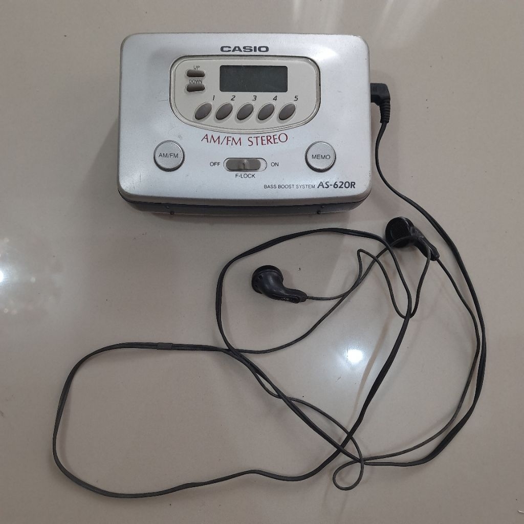 CASIO Walkman Radio Cassette Player Original / CASIO Walkman Radio Kaset Player Original