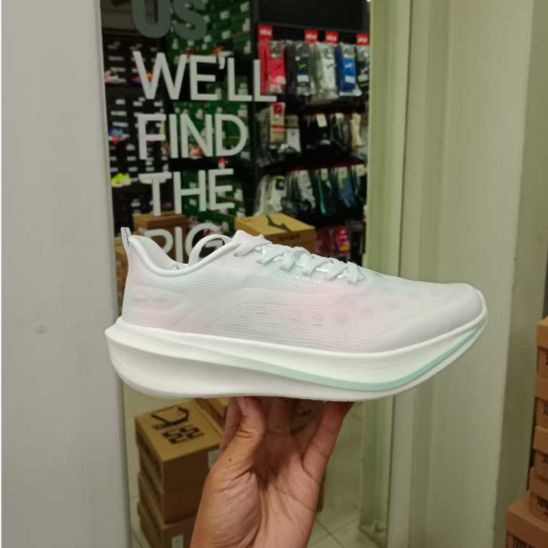 Sepatu Running Wanita ERKE Women Running SHOES 12125203010-008
