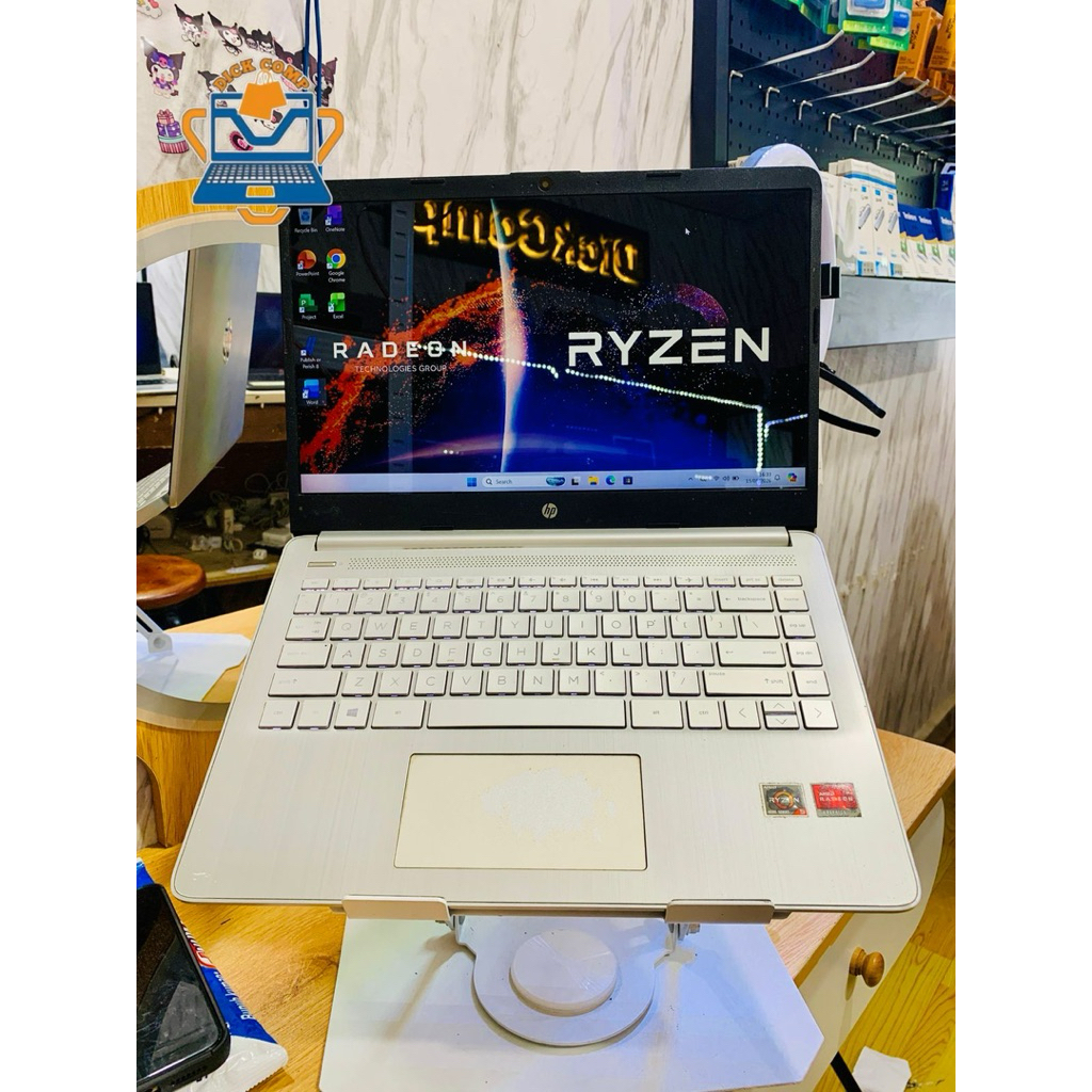 HP 14s Backlit. Ryzen 5 4500u. ram 8/512gb ssd. normal