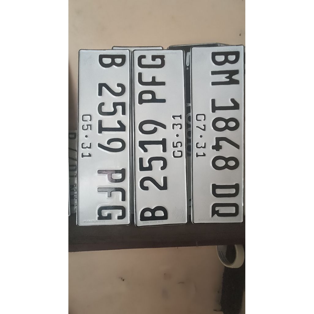 Plat Nomor Mobil Standar Samsat.