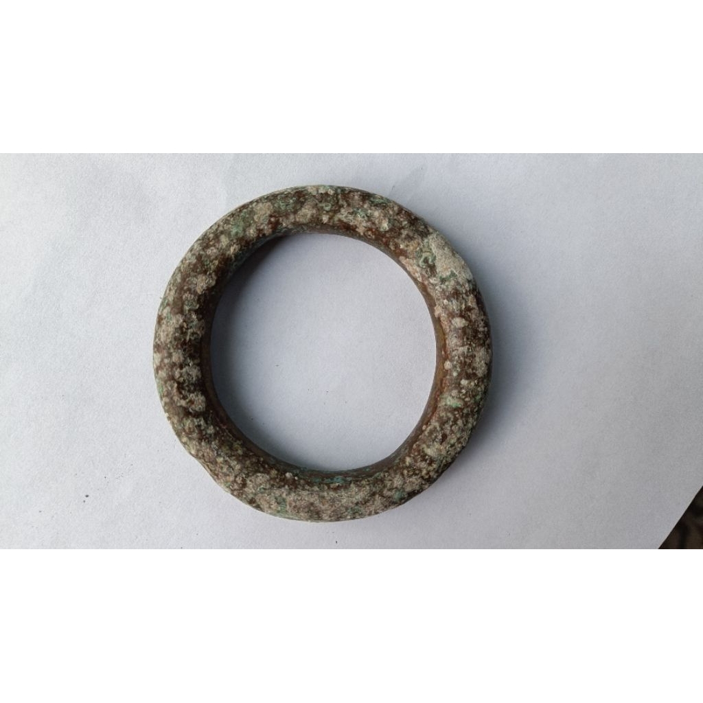 gelang perunggu kuno barang temuan 002