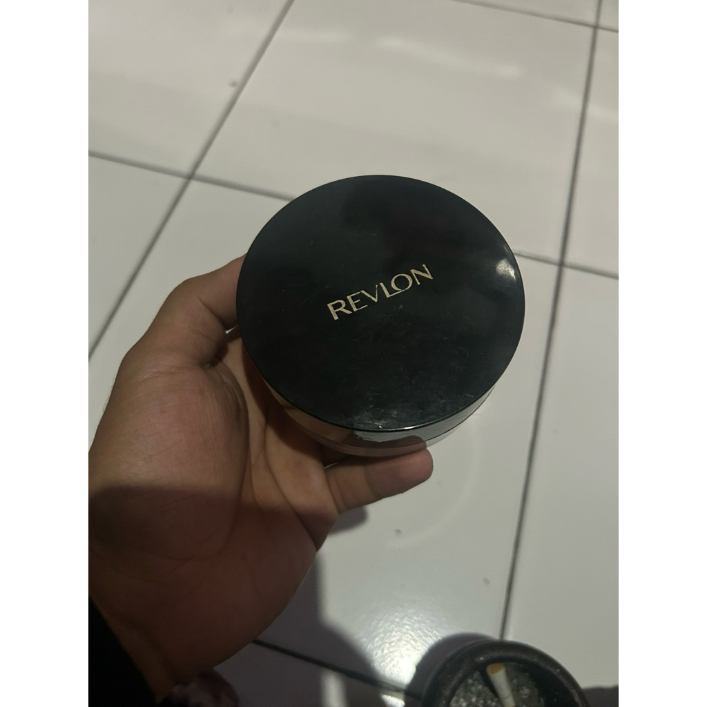 bedak tabur revlon