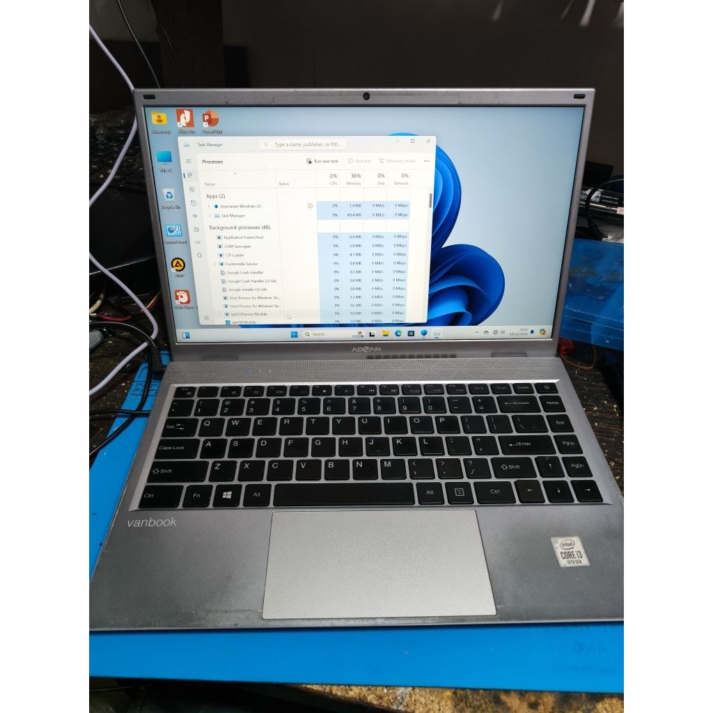 advan Vanbook 1401