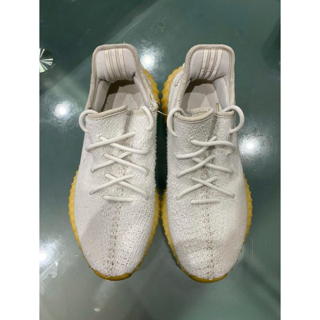 preloved sepatu sneakers yeezy boost 350 cwhite adidas