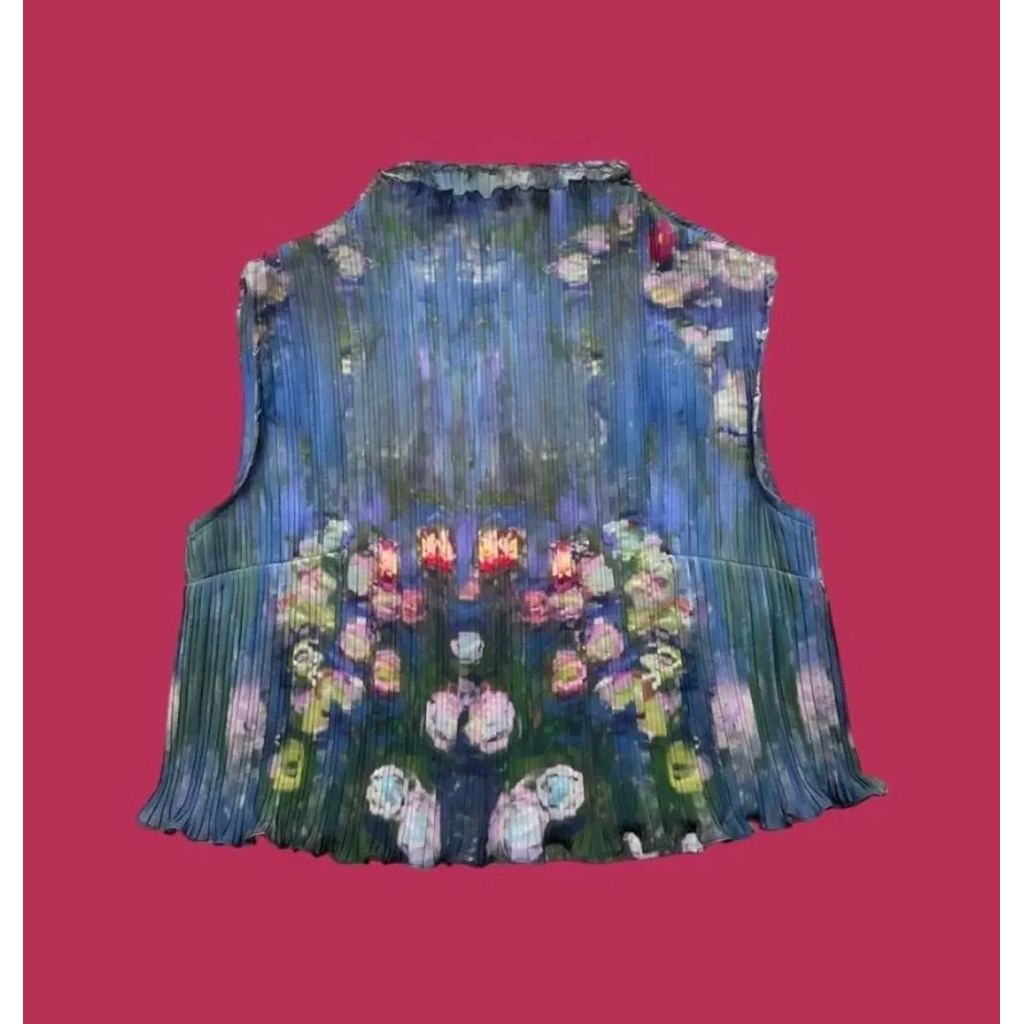 Pleatsssi Lotus Top