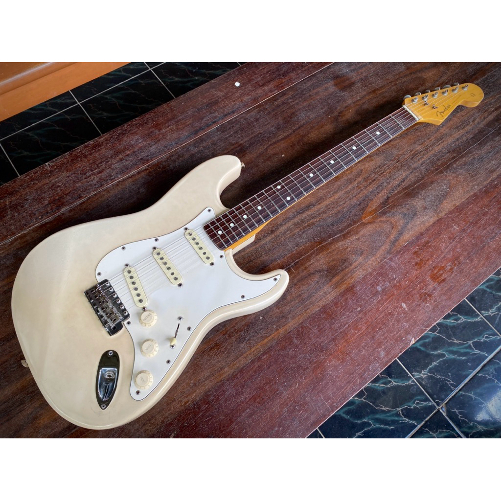 Fender Stratocaster Japan ST62