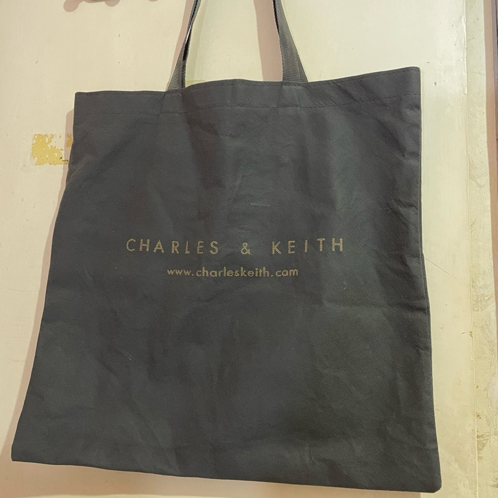 Preloved spunbond dustbag ukuran besar