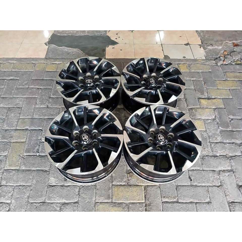 Velg Original Fortuner Gr Ring 18 Bekas Copotan Asli Bawaan