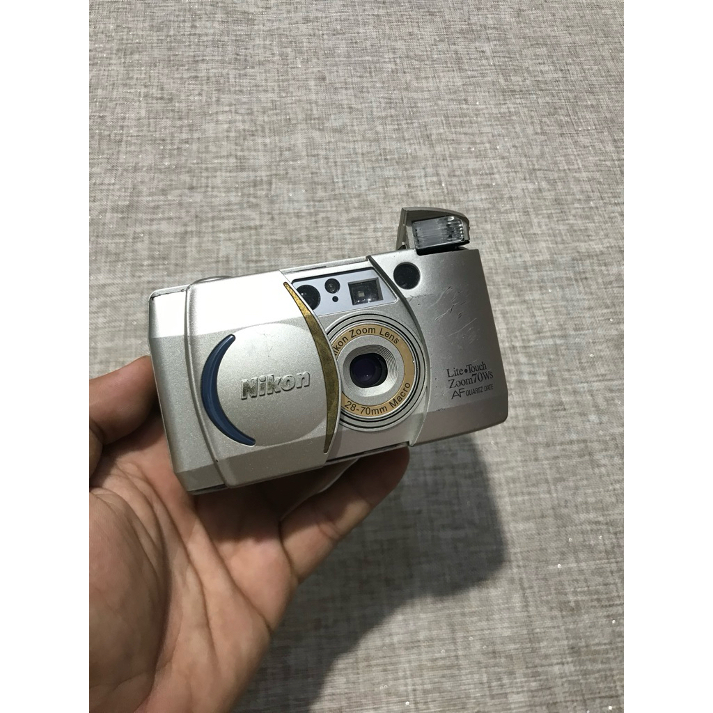 Kamera Camera Analog Nikon Bahan Minus Display