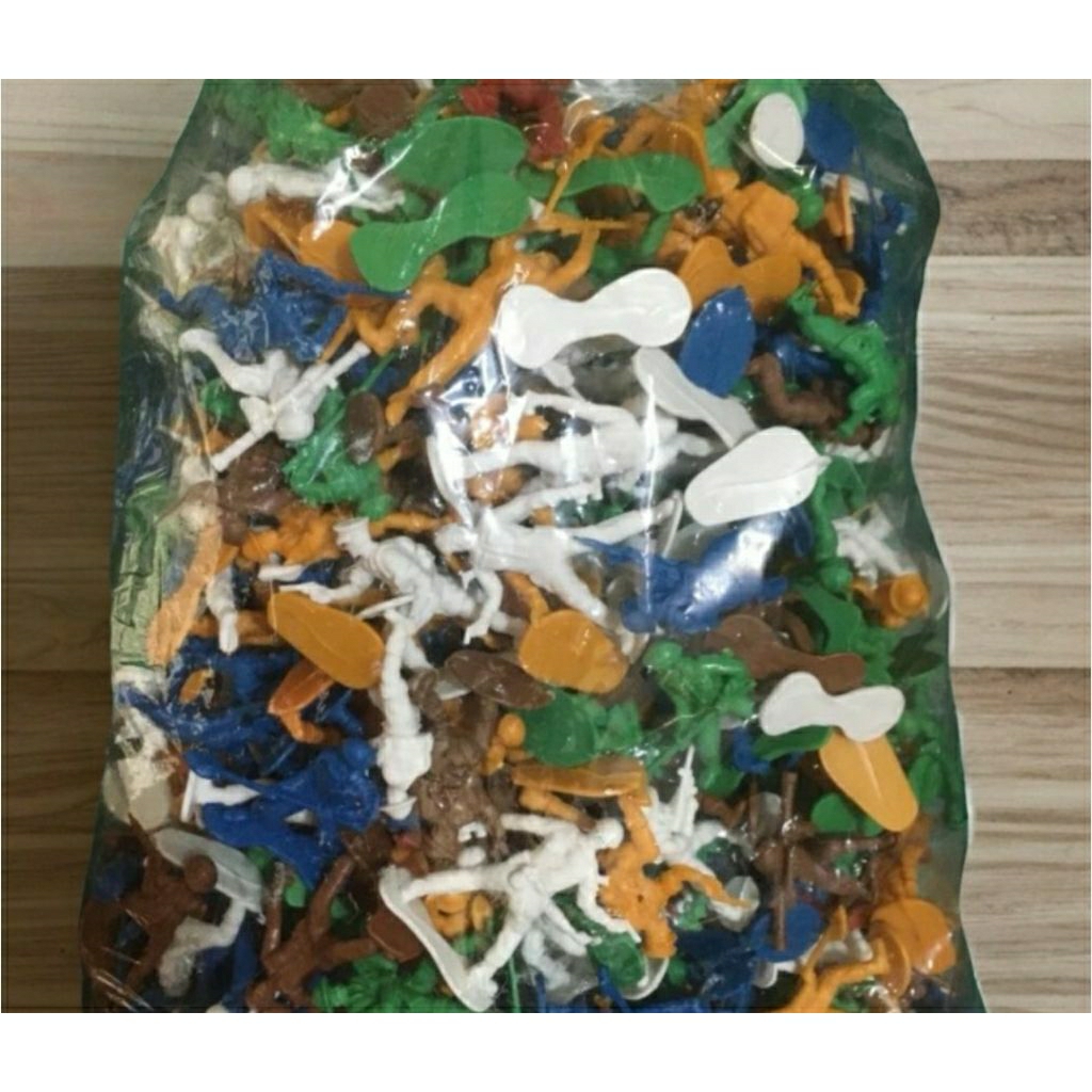 Mainan Tentara Plastik isi 100Pcs / Mainan Anak