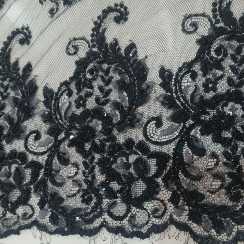 Kain Brokat Tile Bordir Premium Motif Floral Hitam - Bahan Kebaya Gaun Pesta Mewah per 0.5 Meter