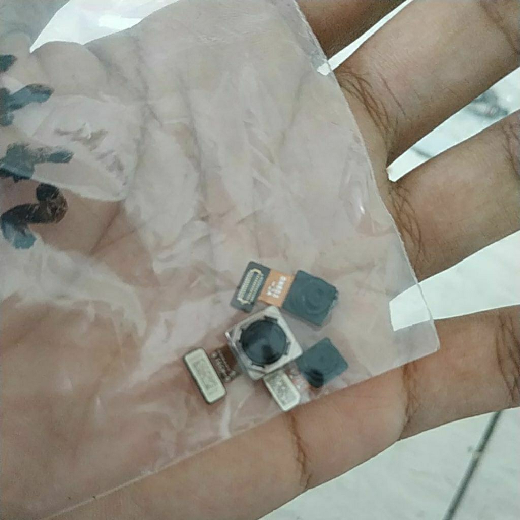kamera depan belakang sett bekas Oppo a57/a77s