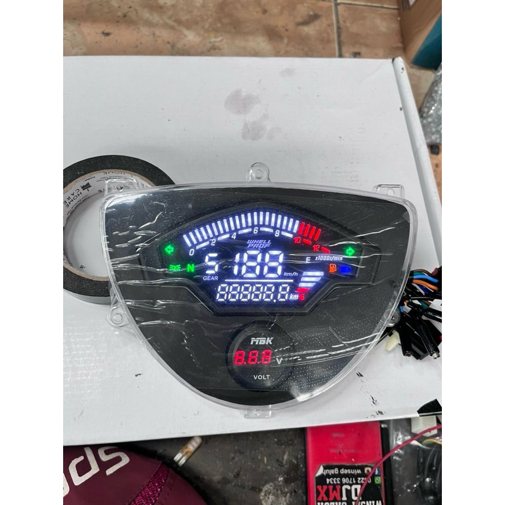 Speedometer Vespa Excel Full Digital – Tampilan Elegan & Canggih