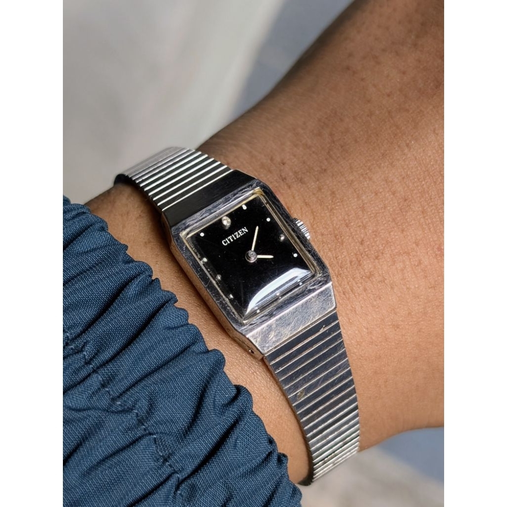 80's Citizen Tank 17 JewelsManual Winding