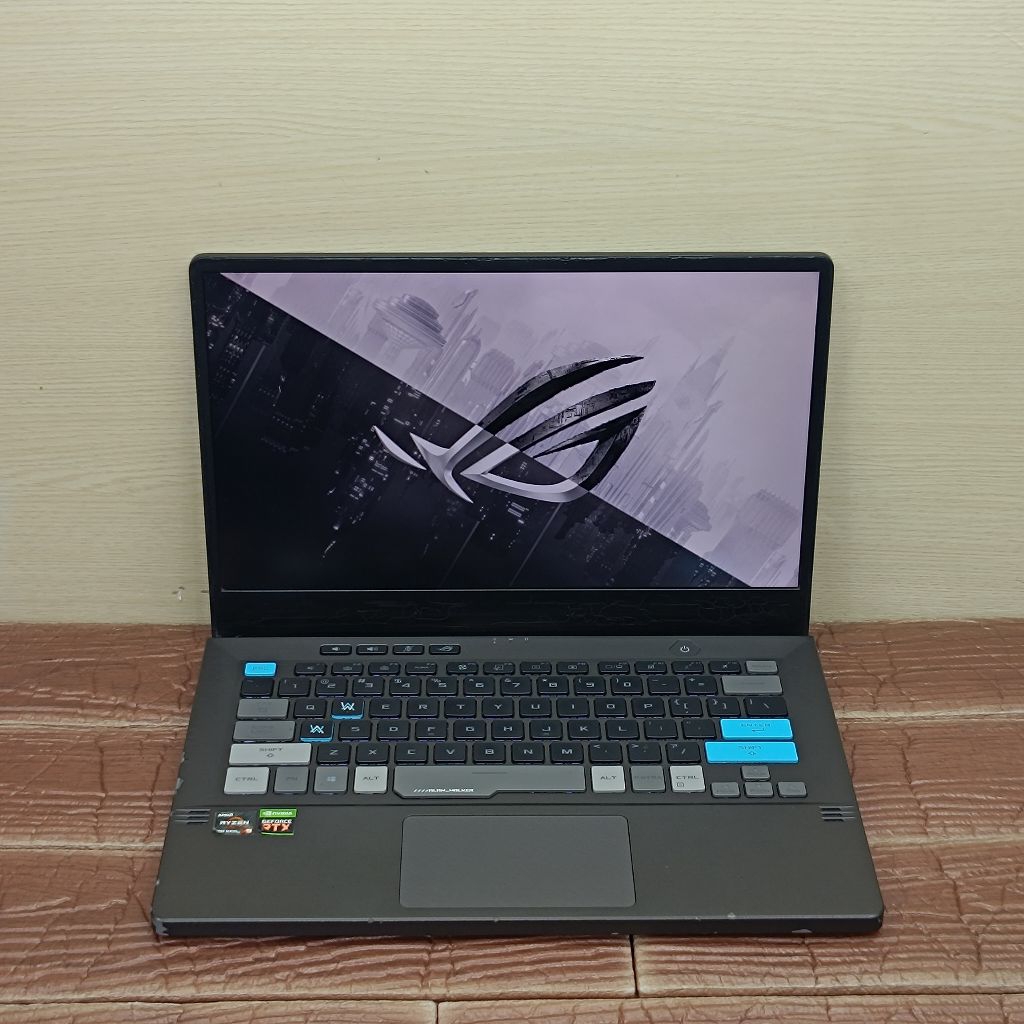 Laptop ROG Zephyrus G14 GA401QEC AMD RYZEN 9-5900HS RAM 16GB SSD 1TB RTX 3050 Ti QHD ANIMATRIX