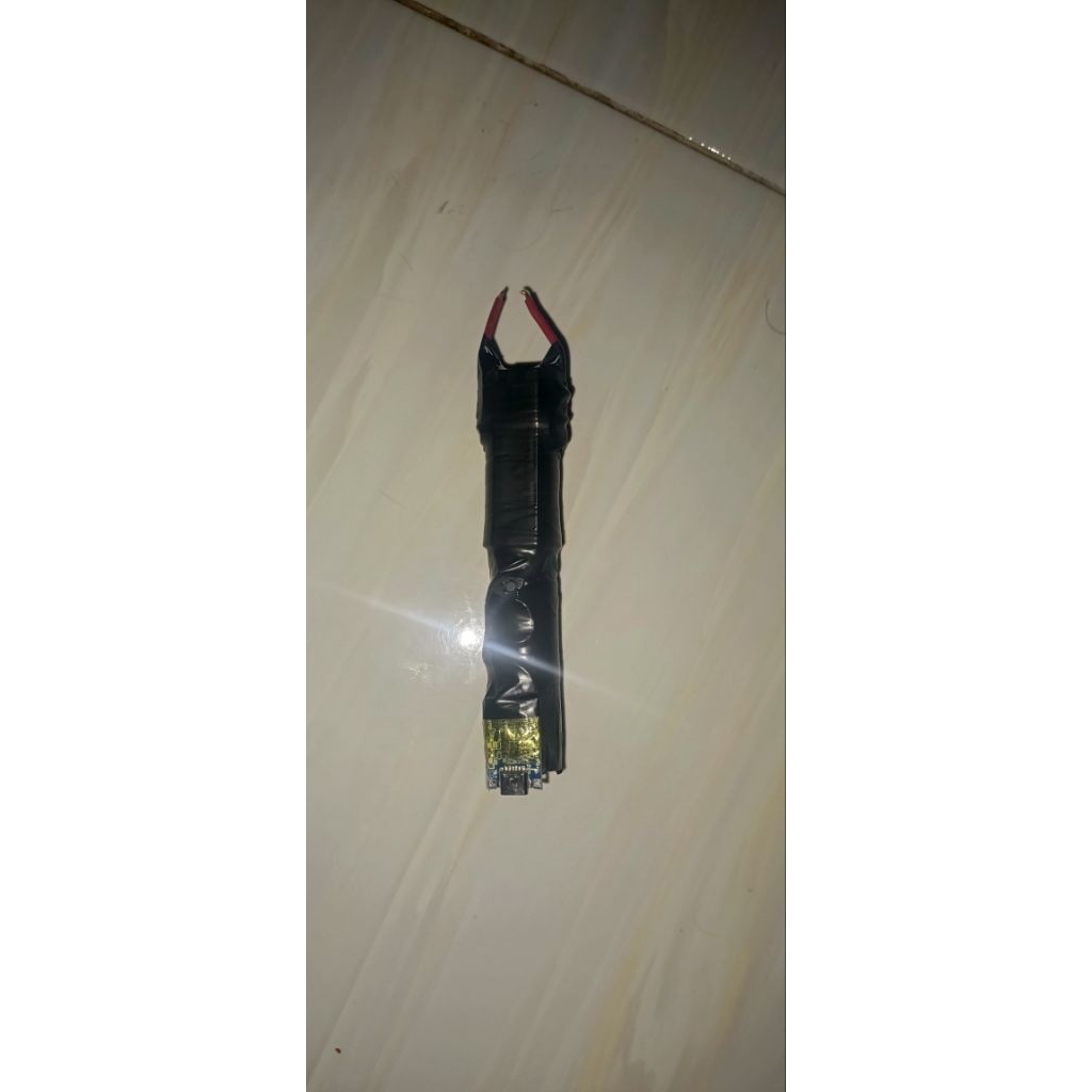alat setrum untuk jaga diri, (Rakitan sendiri). bisa di charger ulang