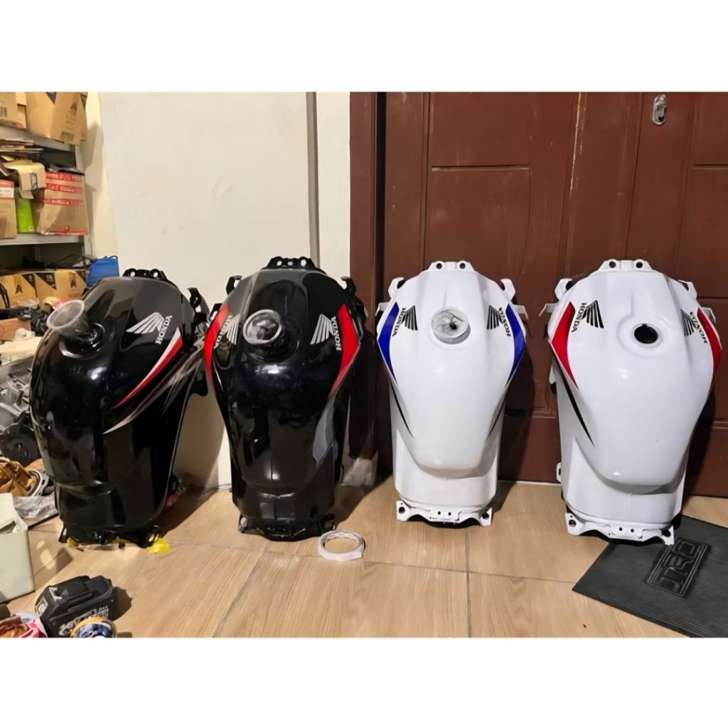TANGKI CB150R OLD OCB K15 TAHUN 2013 2014 2015 ORIGINAL AHM HONDA