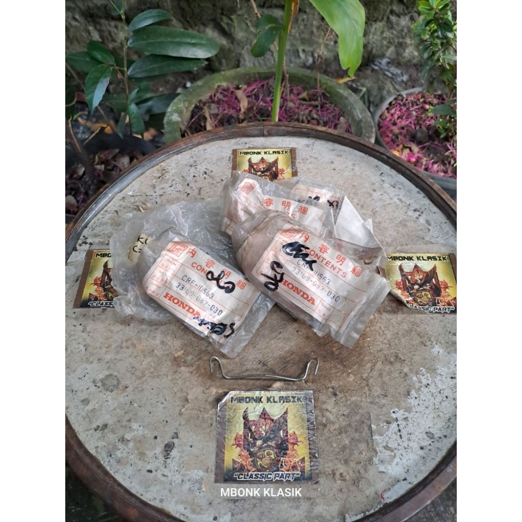 klip kawat pengunci reflektor lampu depan honda c50 c70 pispot s90 ORIGINAL NOS kawat lampu honda c5