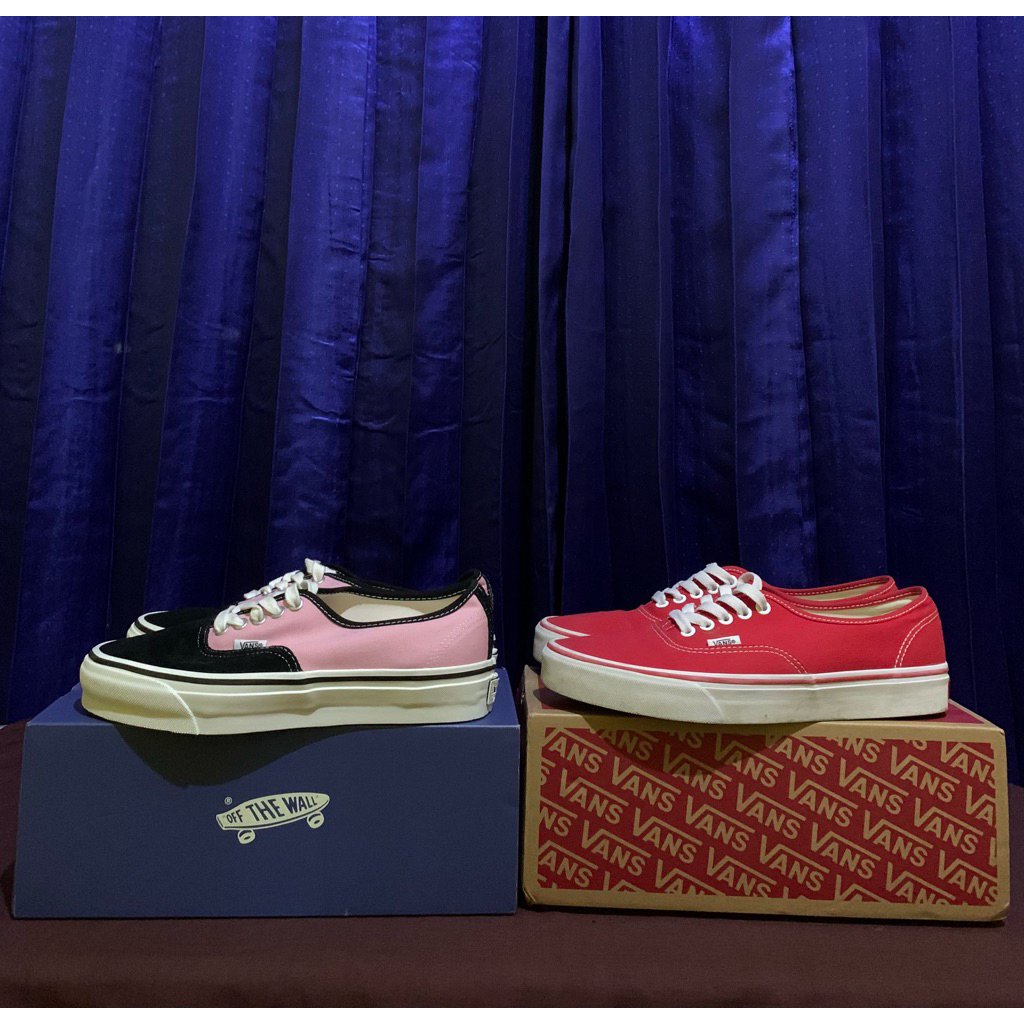 Bundling Vans Lx Authentic 44 & Vans Authentic Red Chili