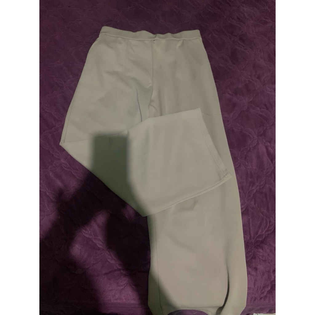 preloved celana kulot warna ivory