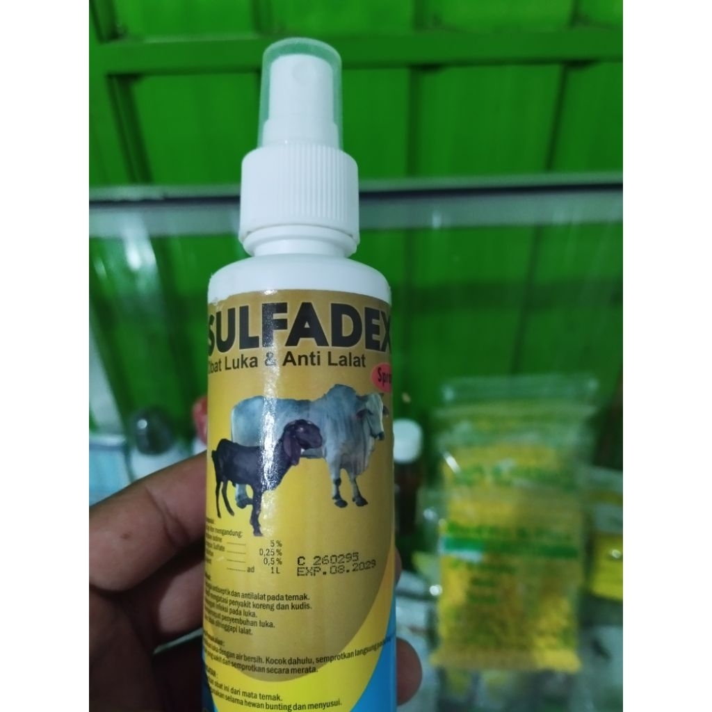 Sulfadex Spray Obat Luka Ternak Anti Lalat untuk Sapi Kambing Domba