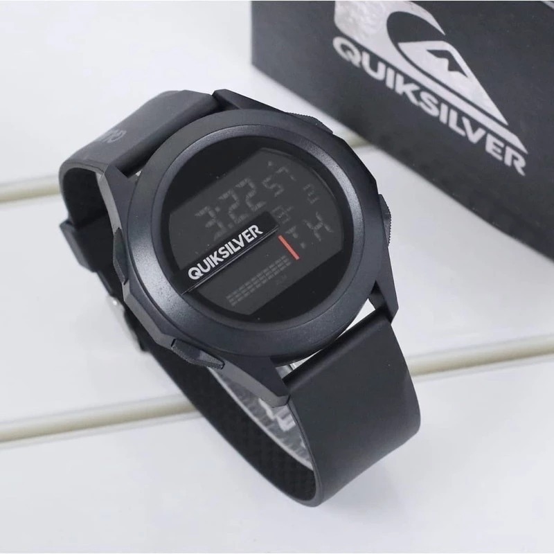 Jam Tangan Pria Digital QuikSilver Drone Strap Rubber