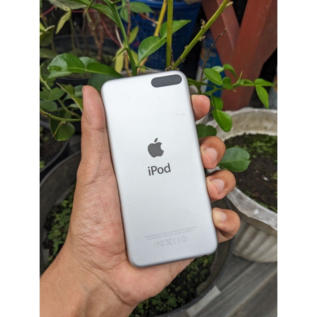 iPod Touch 5th Gen 5 16gb