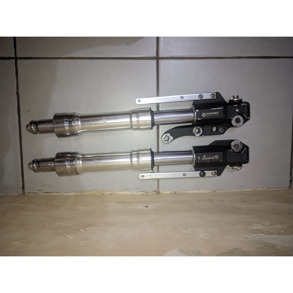Shock Upside-Down Scarlet Nmax old/new ,Aerox old/new,Pcx 150