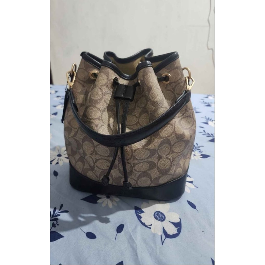 Preloved Coach Bucket