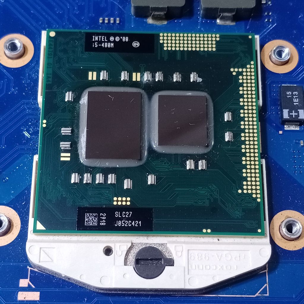 Prosesor Intel® Core™ i5-480M SLC27