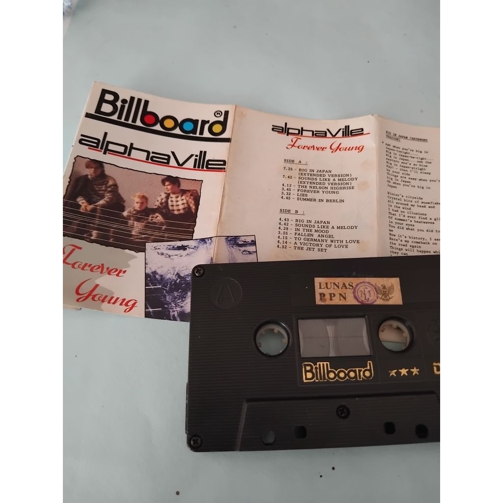 Kaset Pita Alphaville Forever Young