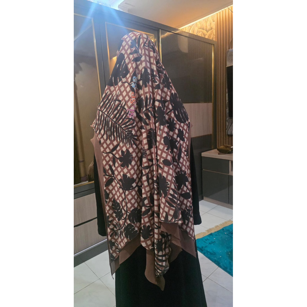 [PRELOVED] HIJAB SYARI SISESA MOTIF