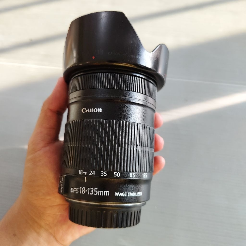 LENSA CANON 18-135MM