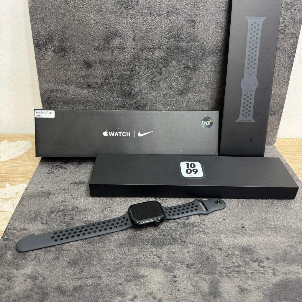Apple Watch Series 7 45MM Nike Edition Fullset Second Garansi Resmi
