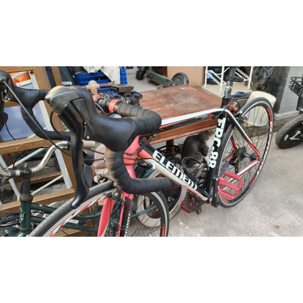 sepeda roadvike element frc 88