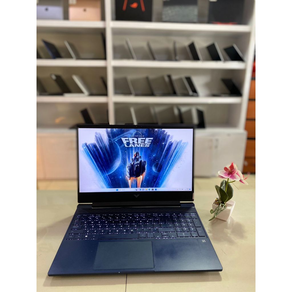 HP VICTUS 15-FB0008CA SN: 5CD3070TZD AMD RYZEN 5 5600H WITH RADEON GRAPHICS RAM 12 GB SSD 512 GB NVI