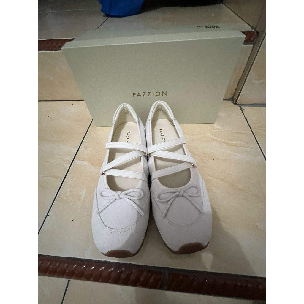 Preloved 1x pakai Sepatu Pazzion