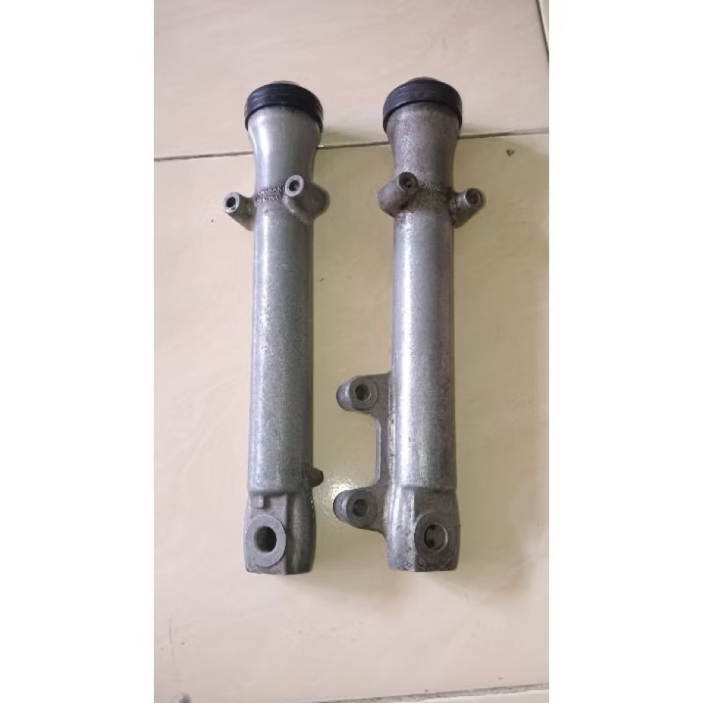 Bottom Tabung Shock depan Kawasaki Binter merzy Binter mercy Kz200 kz 200 ori