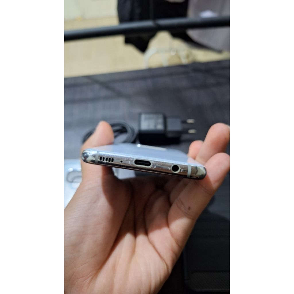 Samsung s10e second no minus (bisa nego) ram 6/128 ex sein (exynos) FREE 2 CASING